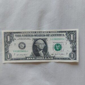 $1 dollar bill with star note